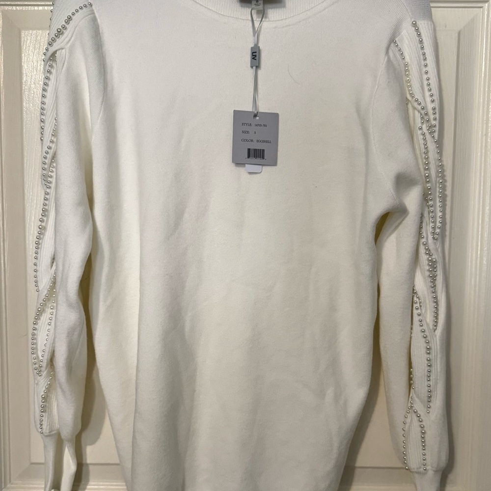 LIV Milano  Sweater with Embellished Sleeves color eggshell size S NWT